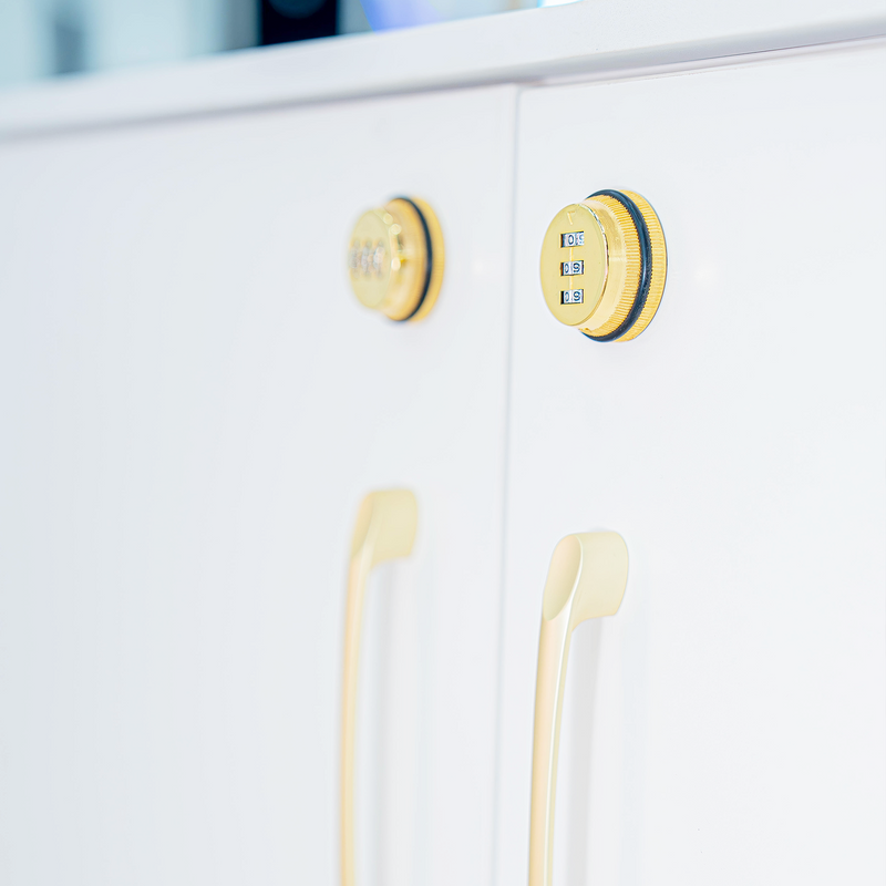 Lux Polish Cabinet M-02