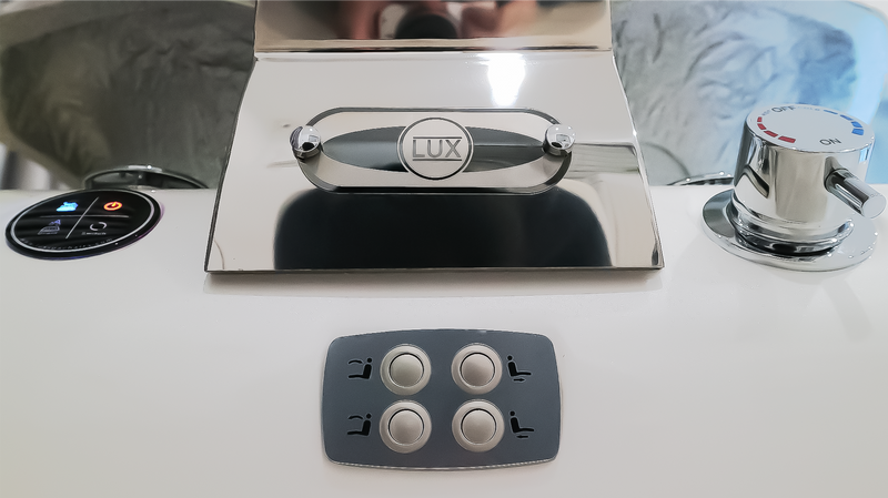 LUX QUEEN ES450 Pedicure Massage Chair