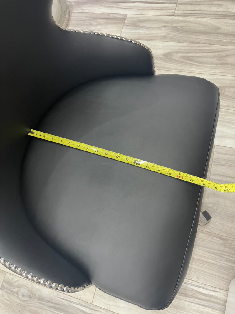 Royal black customer and technician chair for salons